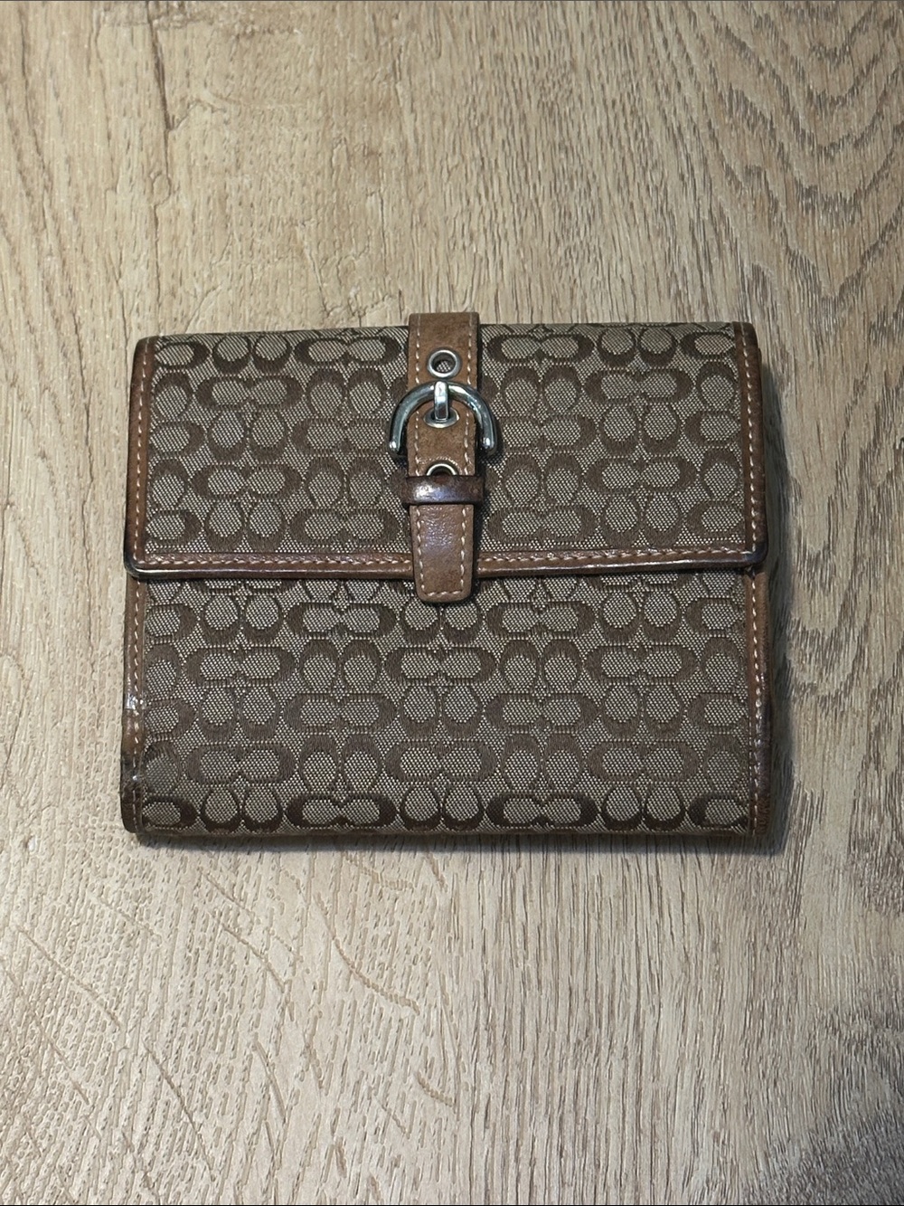 Vintage Coach Soho Signature Khaki Bifold Card Holder Wallet Buckle Y2k